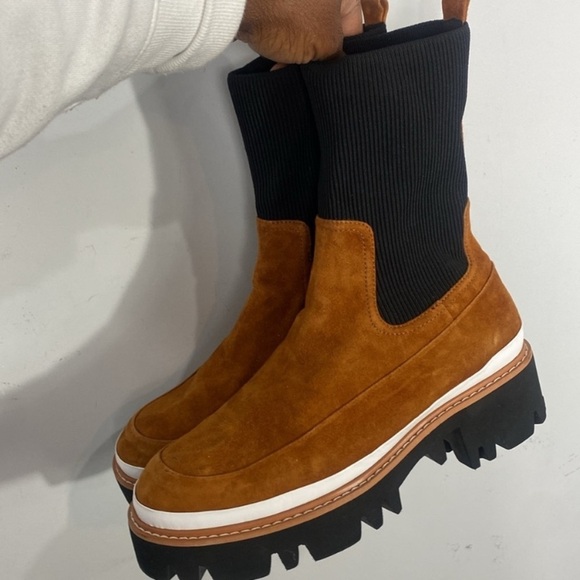 FREE PEOPLE Gee Wawa Ellis Chelsea Boots - Picture 7 of 16